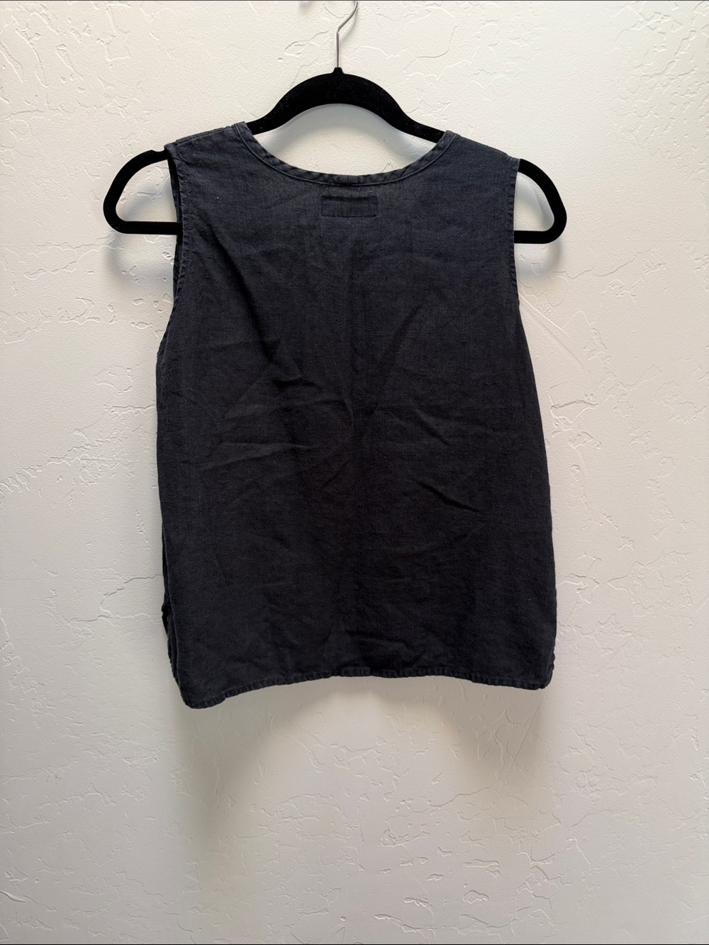 Flax Black Linen Scoop-Neck Tank - Picture 4 of 4